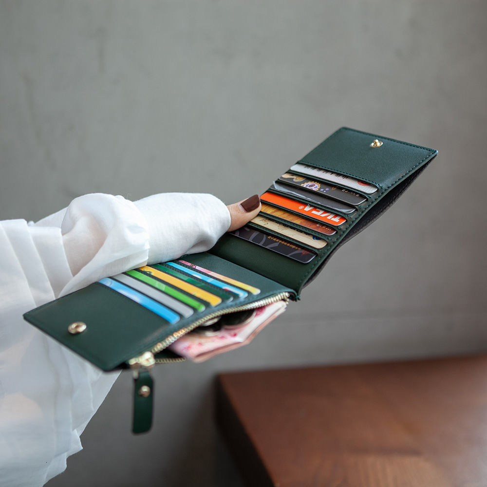 2025 New Women s Ultra Thin Leather Little Bee Multi slot Zero Wallet Bank Card High wallet end Exquisite All in One Bag