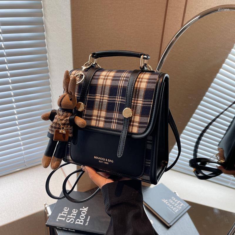 Backpack New Vintage Contrast Color Fashion Student Bag 2024 Fashionable Casual Niche High-end Texture All-match Women's