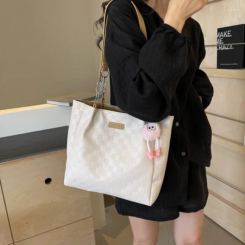 Totes Crossbody Foreign Style Solid New Color Retro Fresh Armpit 2024 Temperament Fashion Design Single Shoulder Texture