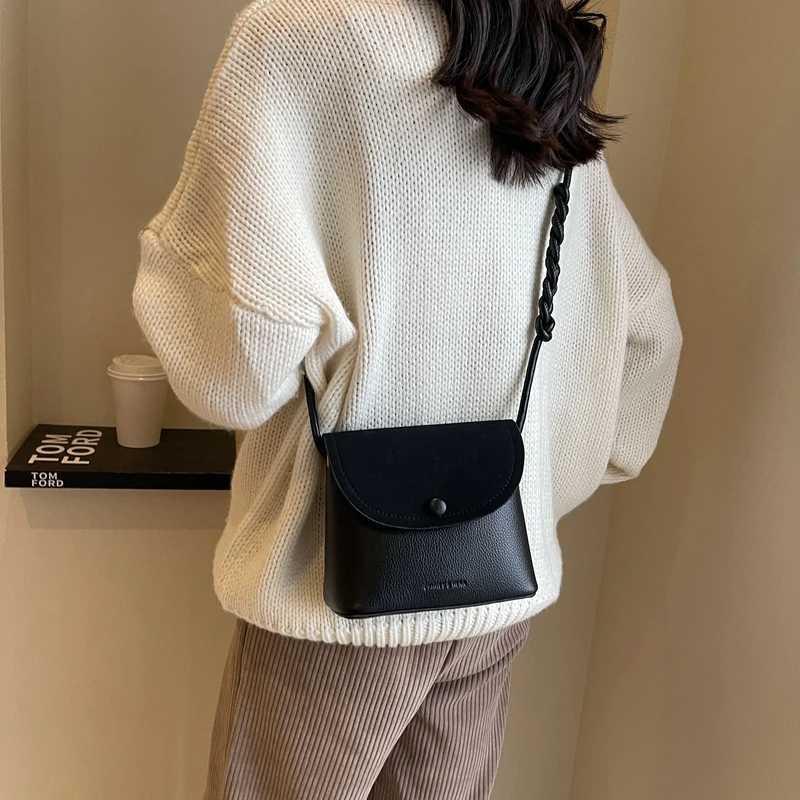 Pu Hass Womens Cross Body Bag New Portable Sewing Thread Womens Small Square Bag Hot Selling Bolsas Para Mujeres M241014