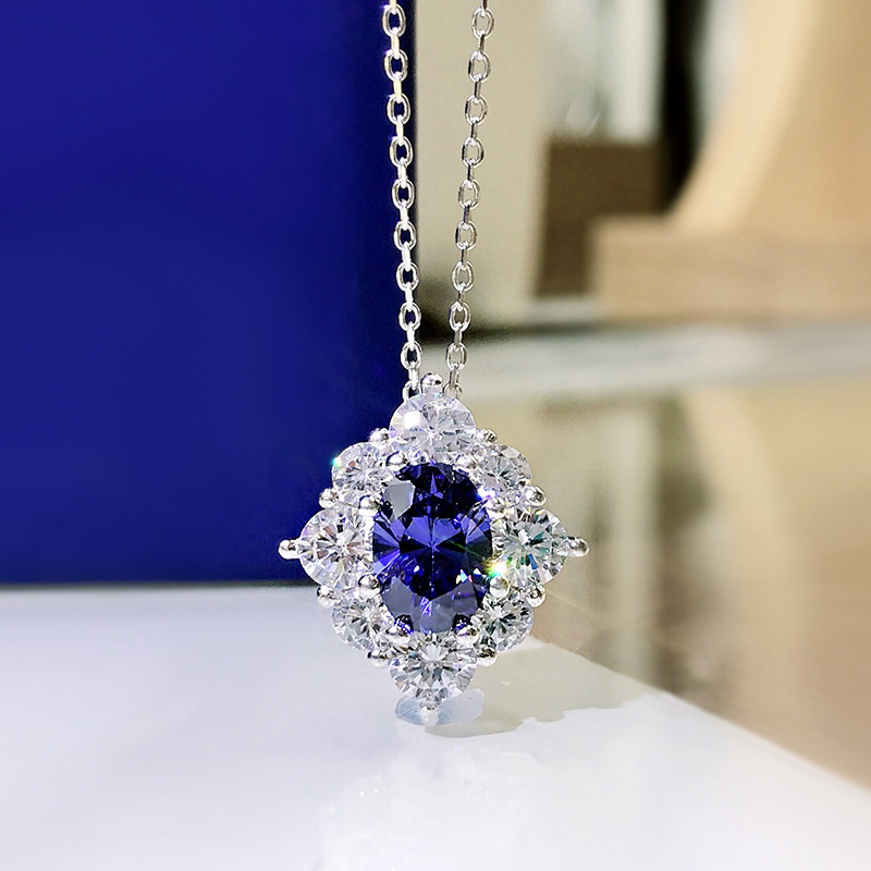 2024 Choucong Brand Flower Pendant Luxury Jewelry 925 Sterling Silver Fill OVal Cut Blue Sapphire CZ Diamond Gemstones Gorgeous Women Clavicle Necklac