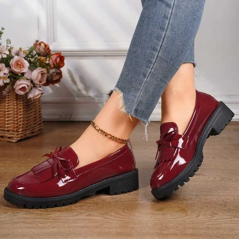 2024Womens Summer New PU Leather Classic Solid Color Square Heel Anti-Slip Loafers Elegant Bow Designer Dress Banquet High HeelsLX241014