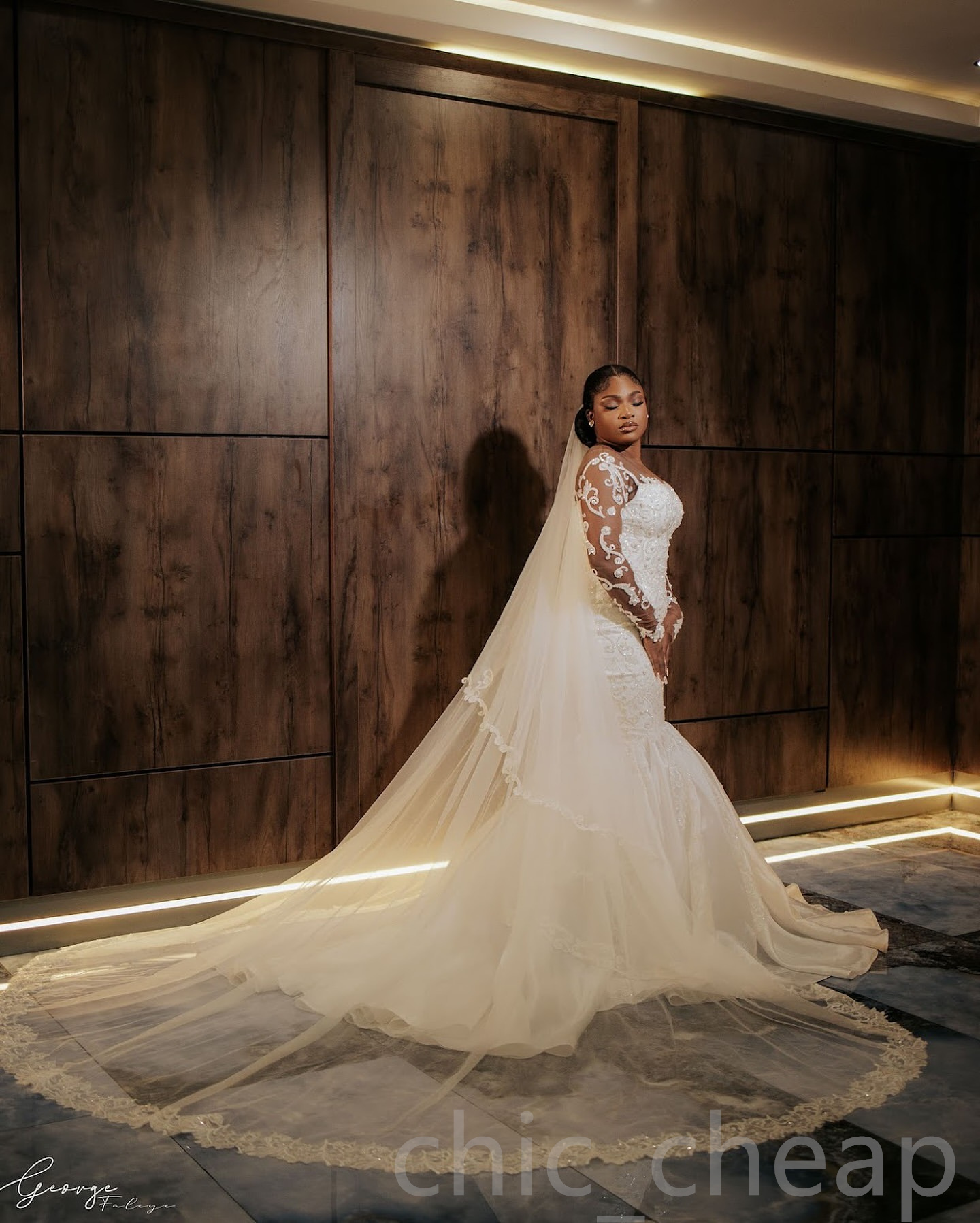 2024 Arabic Aso Ebi Plus Size Ivory Mermaid Wedding Dresses Lace Beaded Full Sleeves Satin Vintage Elegant Bridal Gowns Dress ZJ307