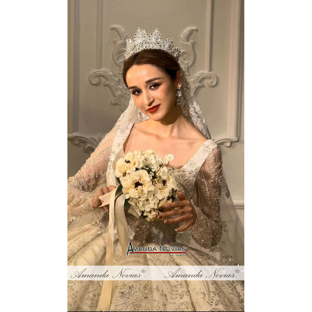 Square Necke Sleeves Wedding Dress Lace