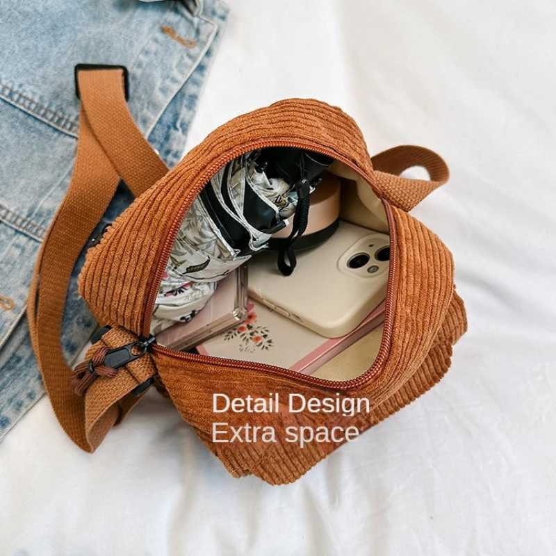 Simple cross shaped bag fashionable and casual small square bag personalized shoulder bag M241014