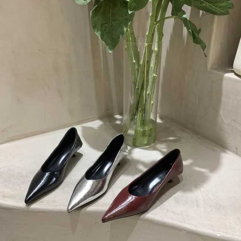 Flat Heel Shoes Women Pointed Toe Patent Leather Lemon Yellow Wine Red Lady Fashion Flats Candy Color Flat Sole Large SizeLX241014