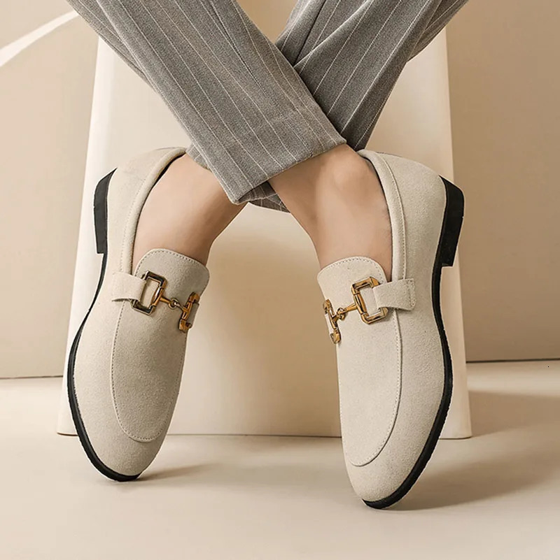 Britain Fashion Retro Men Pointed Black Slip On Flats Suede Leather Shoes Casual Loafers Formal Dress Footwear Zapatos Hombre 241014