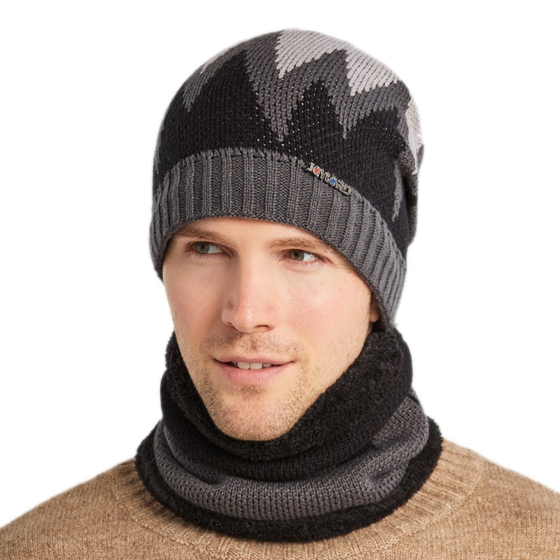 Cross Border Outdoor Men's Winter Flame Knitted Wool Hat Fashionable and Versatile Warm Cycling Windproof Hat Wholesale