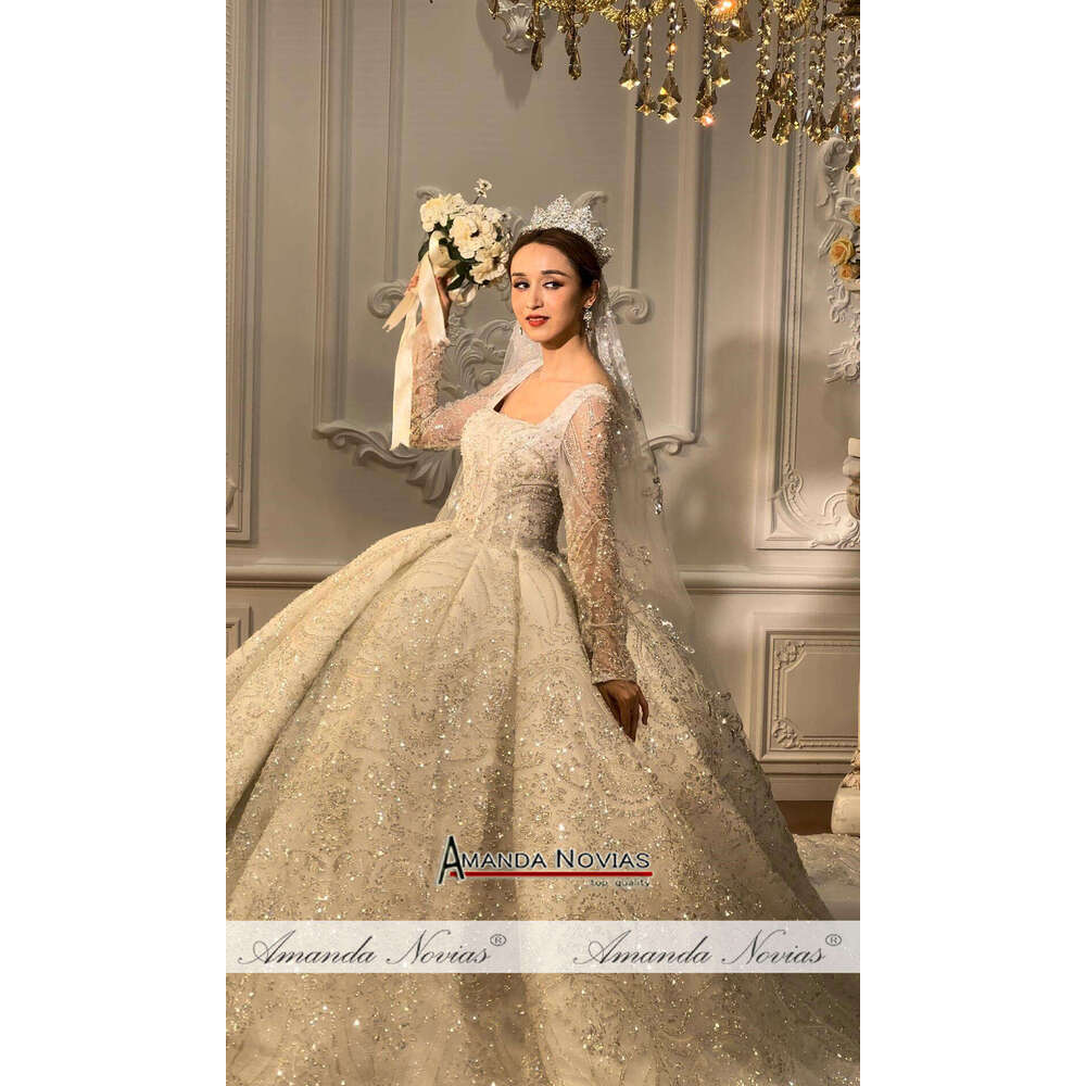 Square Necke Sleeves Wedding Dress Lace