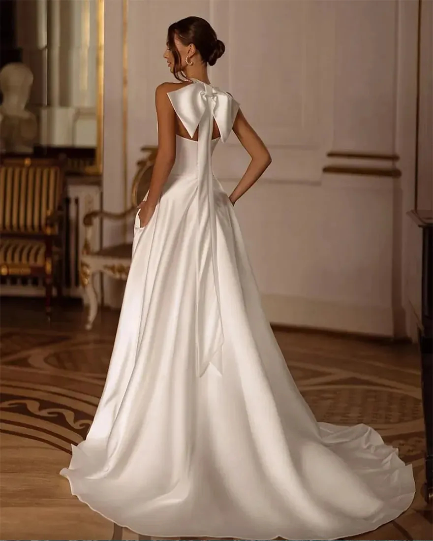 Sleeveless Satin A Line Simple Wedding Dresses With Pockets Bow Back Side Slit Jewel Neck Ivory Long Bridal Gown Court Train Vestido De Novia