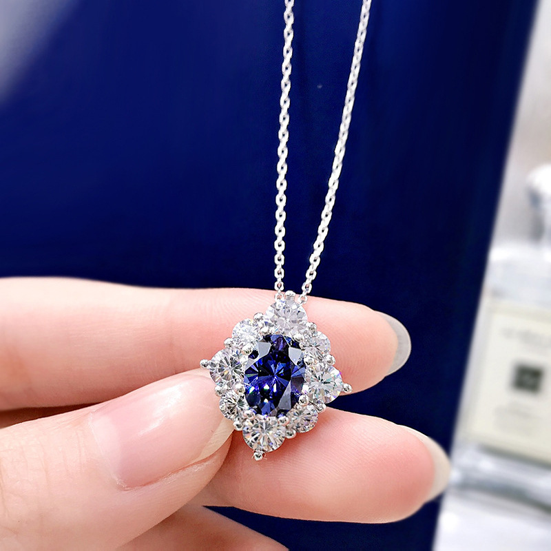 2024 Choucong Brand Flower Pendant Luxury Jewelry 925 Sterling Silver Fill OVal Cut Blue Sapphire CZ Diamond Gemstones Gorgeous Women Clavicle Necklac