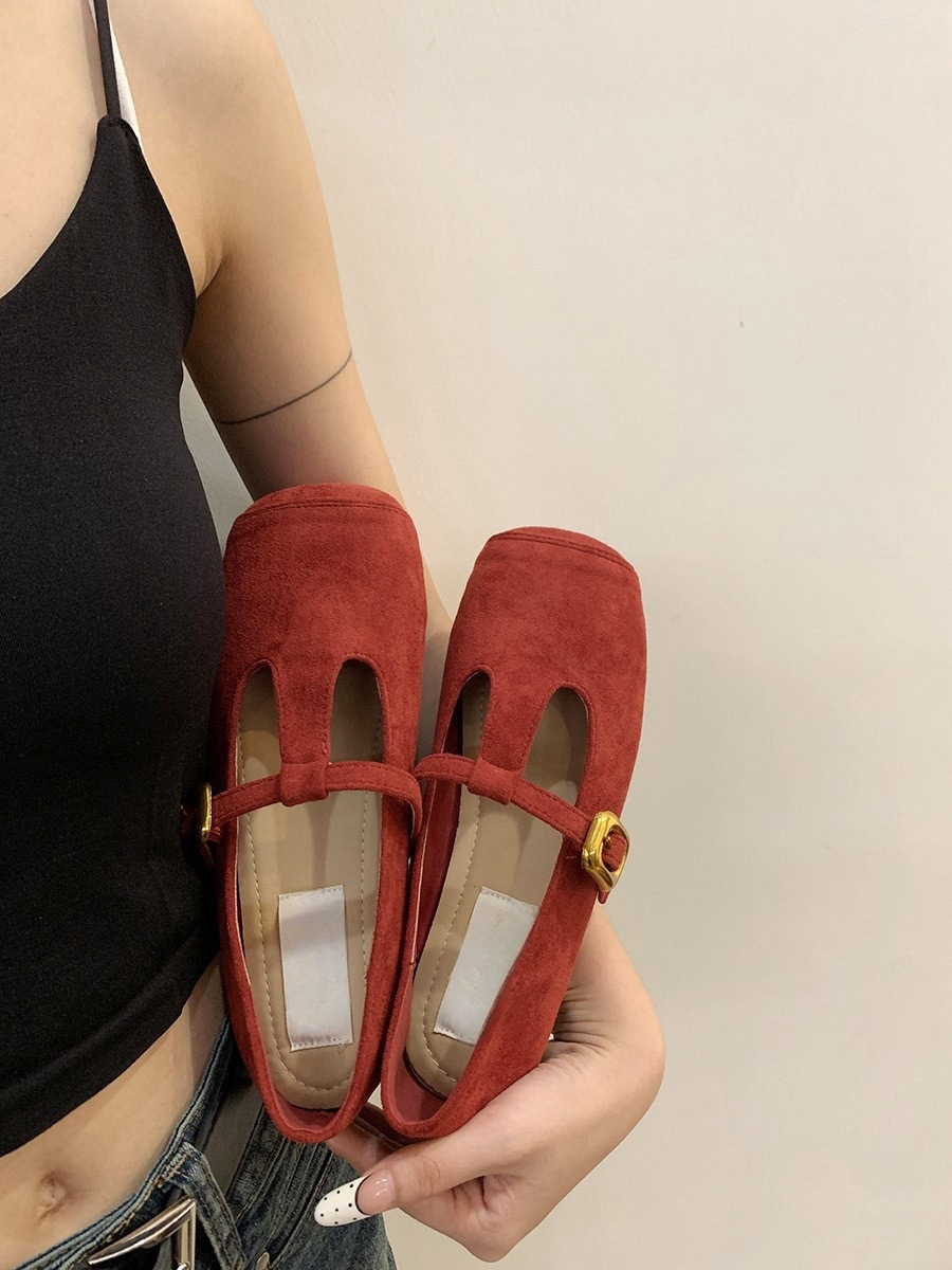 2025 S Fashion Designer Free Shipping New Mens Dress Shoes Ballet Flats Designer Shoe Women Round Head Low Heel Half Drag Womens Red Blue Brown Loafer