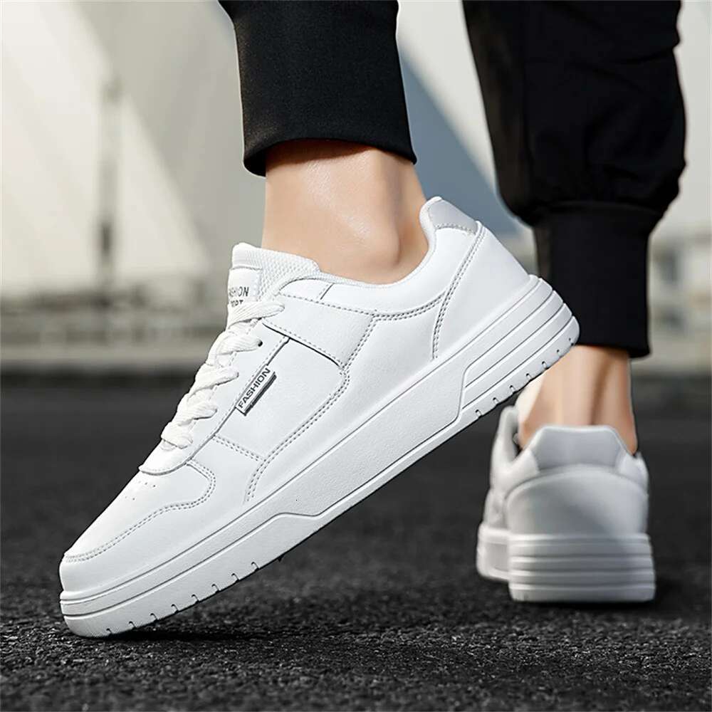 Number 43 Natural Leather Brand Sneakers Men Vulcanize Casual Sports Shoes Trainers Mens New Season Skor Out