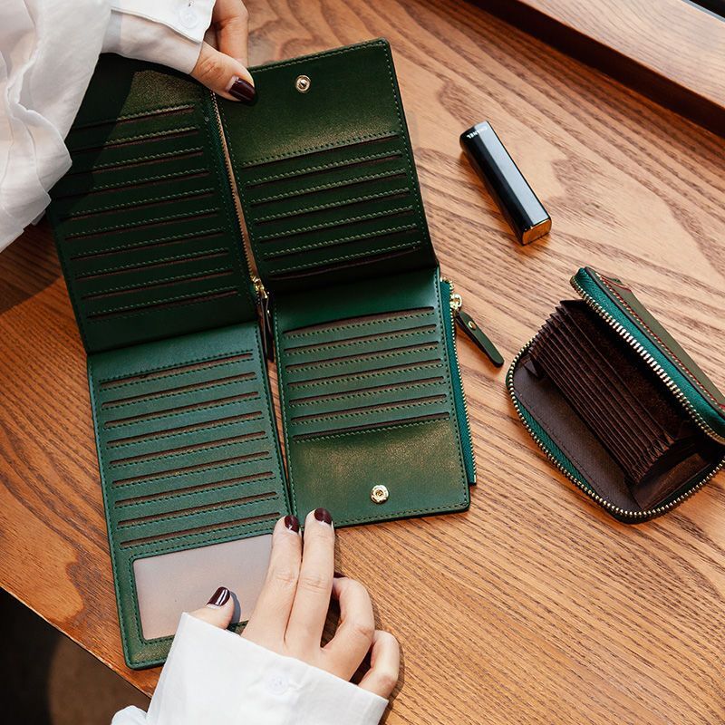 2025 New Women s Ultra Thin Leather Little Bee Multi slot Zero Wallet Bank Card High wallet end Exquisite All in One Bag