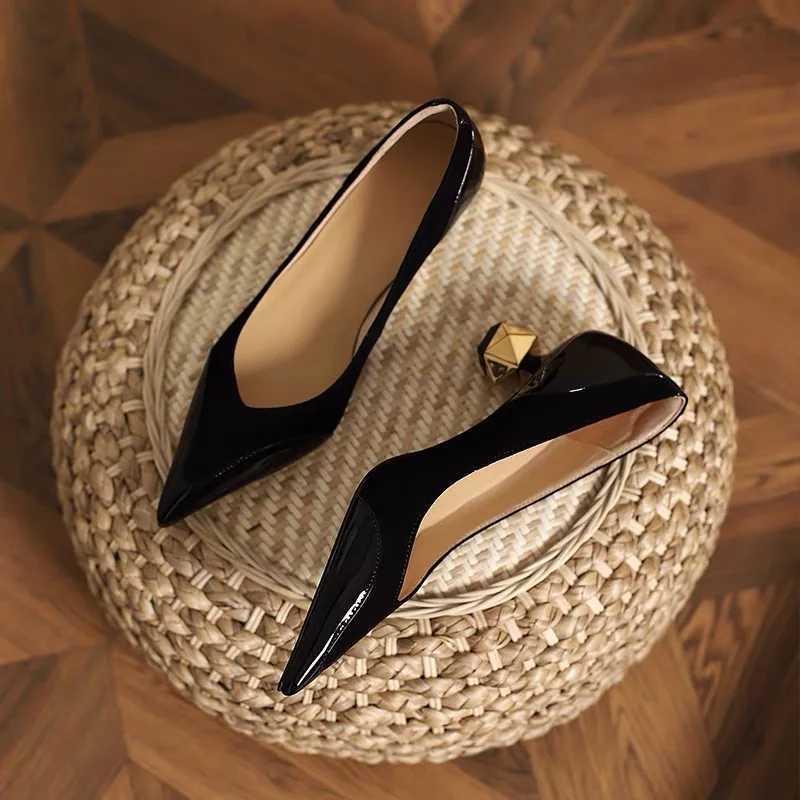 2023 New Fashion Elegant Womens High Heels Pointed Toe Shoes for Women Metal Mid Heel Party Dress Shoes Female Zapatos De MujerLX241014