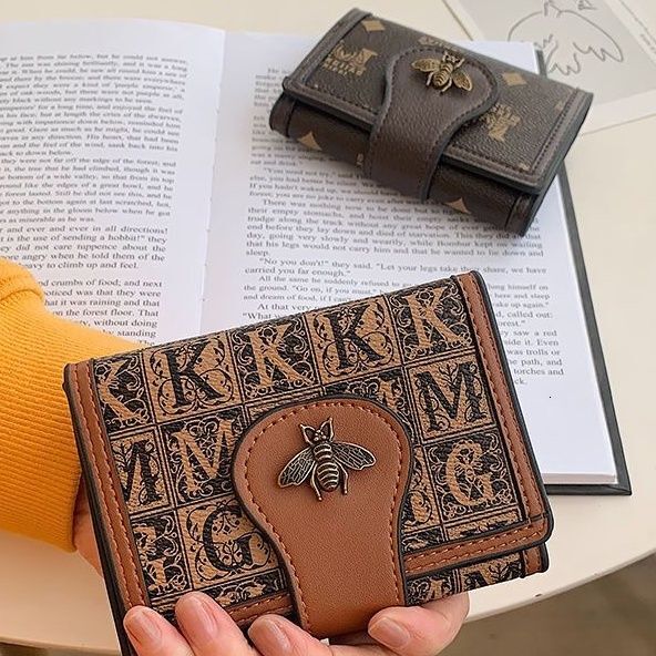 Women's 2024 New Style Designer Wallet Large Capacity Long Bee High Appearance Short Multi Card Handbag