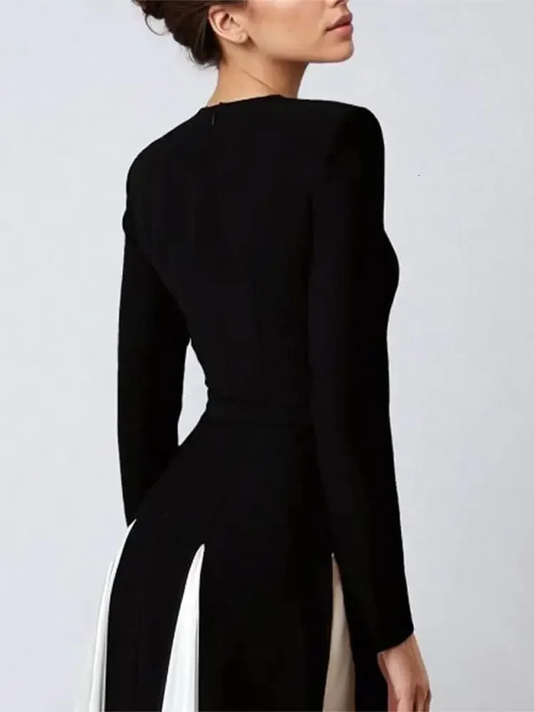 Elegant Black White Patchwork Maxi Dresse Fashion Oneck Long Sleeves Slim Dress Female Evening Party Robes 241009