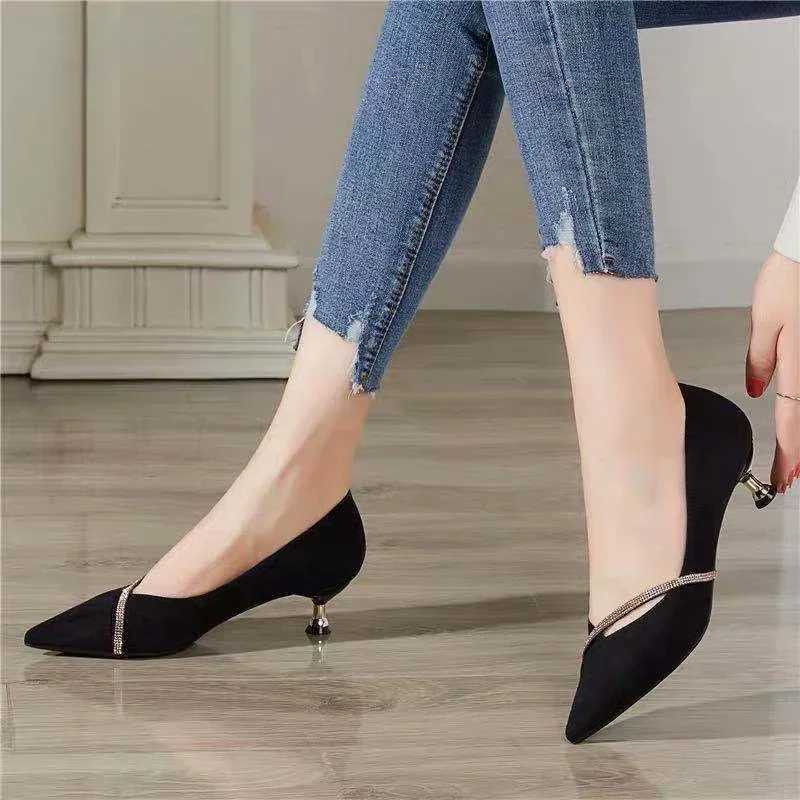 One Word Oblique Strap New Low-heeled Shoes Womens All-match Small Fresh Rhinestone Pointed Shoes Zapatos De Mujer PumpsLX241014