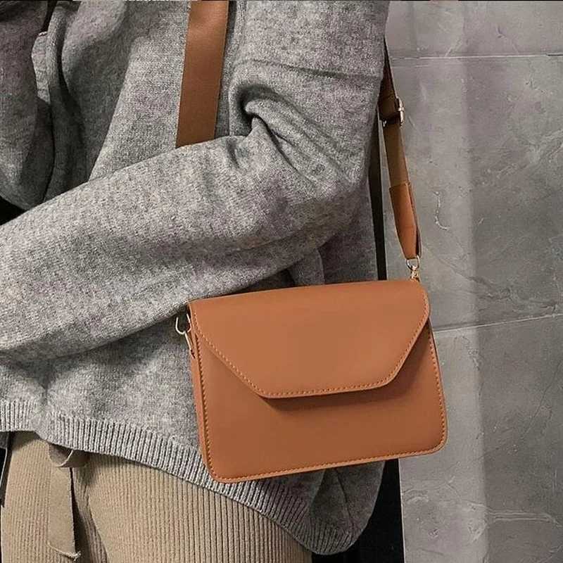 Fashion flip top ten font womens bag PU leather small square bag casual shoulder messenger bag small handbag M241014