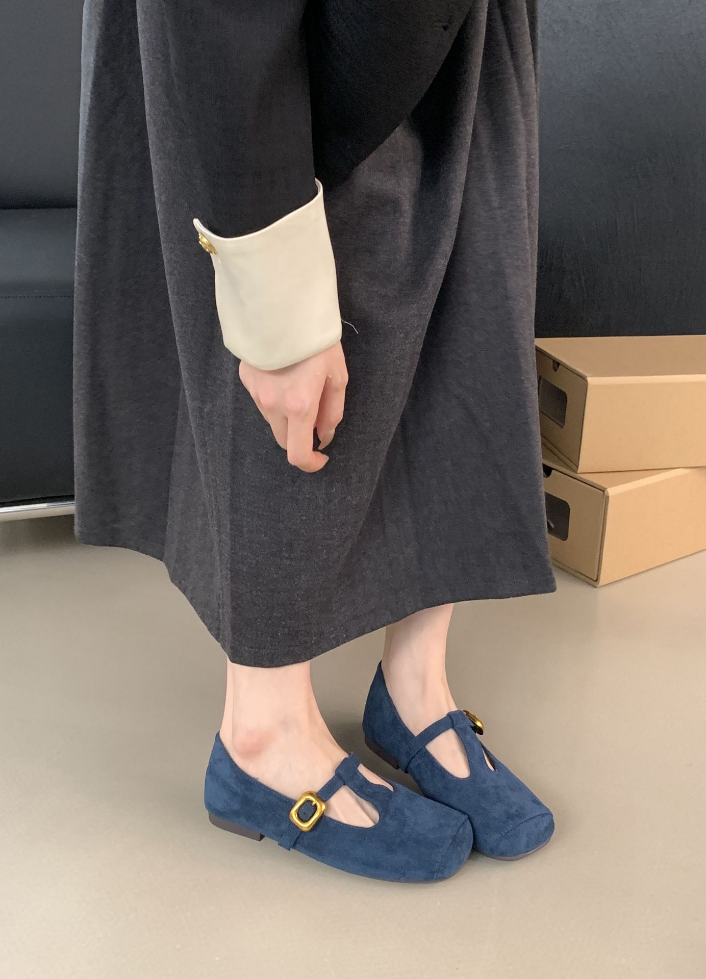 2025 S Fashion Designer Free Shipping New Mens Dress Shoes Ballet Flats Designer Shoe Women Round Head Low Heel Half Drag Womens Red Blue Brown Loafer