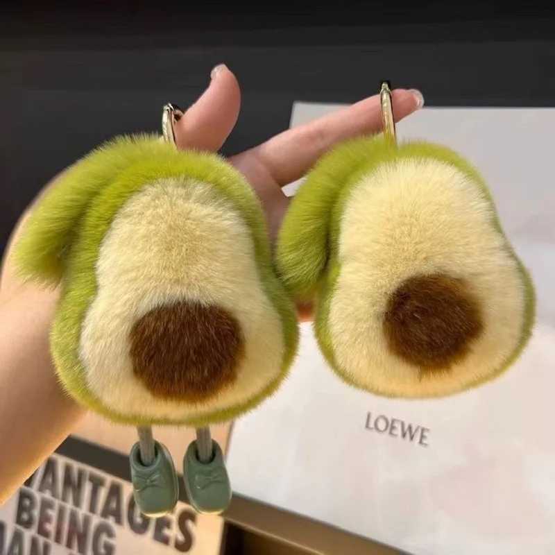Fill avocado fruit soft plush toys childrens fur teenagers fur Kawaii avocado shaped keychain womens car keys and pocket charm Y241014