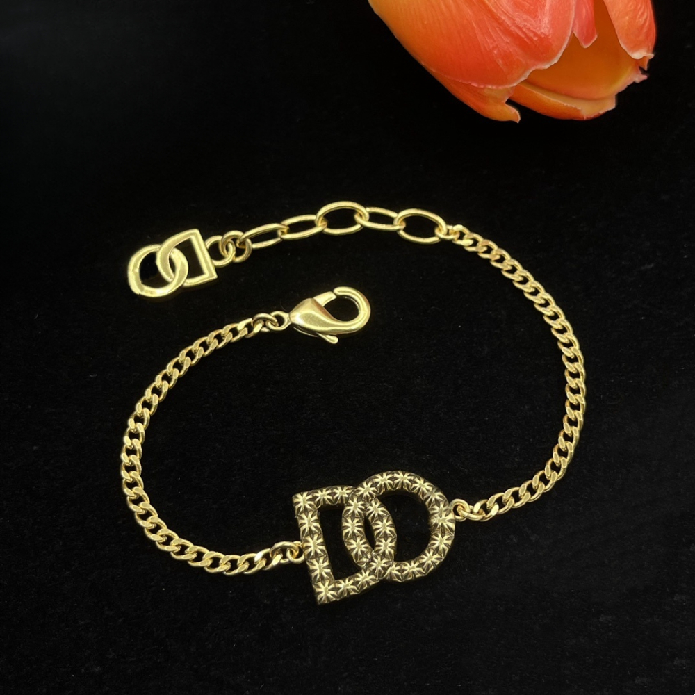Designer Bracelet Necklace Fashion Men Womens Wedding Bracelets Necklaces Special Design Jewelry with Diamond High Quality Womens Designer Jewelry Gift