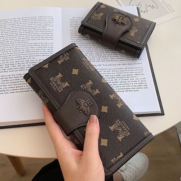 Women's 2024 New Style Designer Wallet Large Capacity Long Bee High Appearance Short Multi Card Handbag
