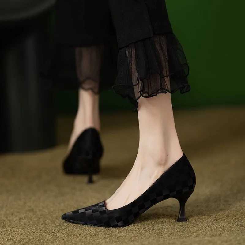 2024 Luxury Pumps Shoes for Women Heeled Woman Medium Heel Stiletto Heels High Sandal Party Office Elegant Brown Small Heel SexyLX241014