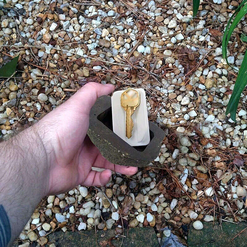 Safe Secret Stash Storage Outdoor Garden Key Box Rock Hidden Hide In Stone Security