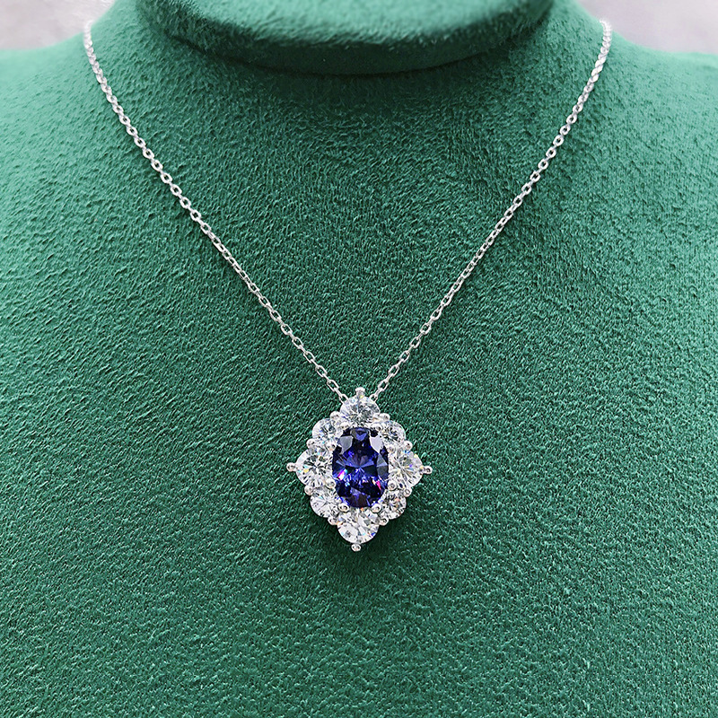 2024 Choucong Brand Flower Pendant Luxury Jewelry 925 Sterling Silver Fill OVal Cut Blue Sapphire CZ Diamond Gemstones Gorgeous Women Clavicle Necklac