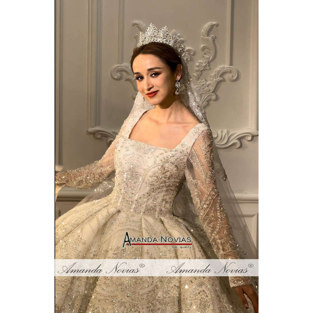 Square Necke Sleeves Wedding Dress Lace