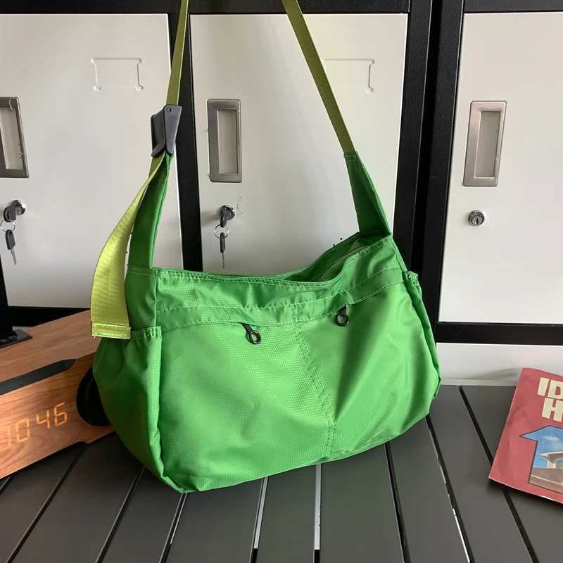Nylon Zipper Cross Bag Womens Bag for Sale High Quality Versatile Solid Wallet Vintage High Capacity Bolsa Transversal M241014