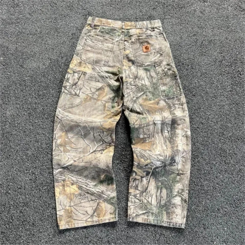 Mens split style camouflage jeans American style old washed wide leg retro loose fashionable trend street straight jeans camouflage pants Y2K 241008