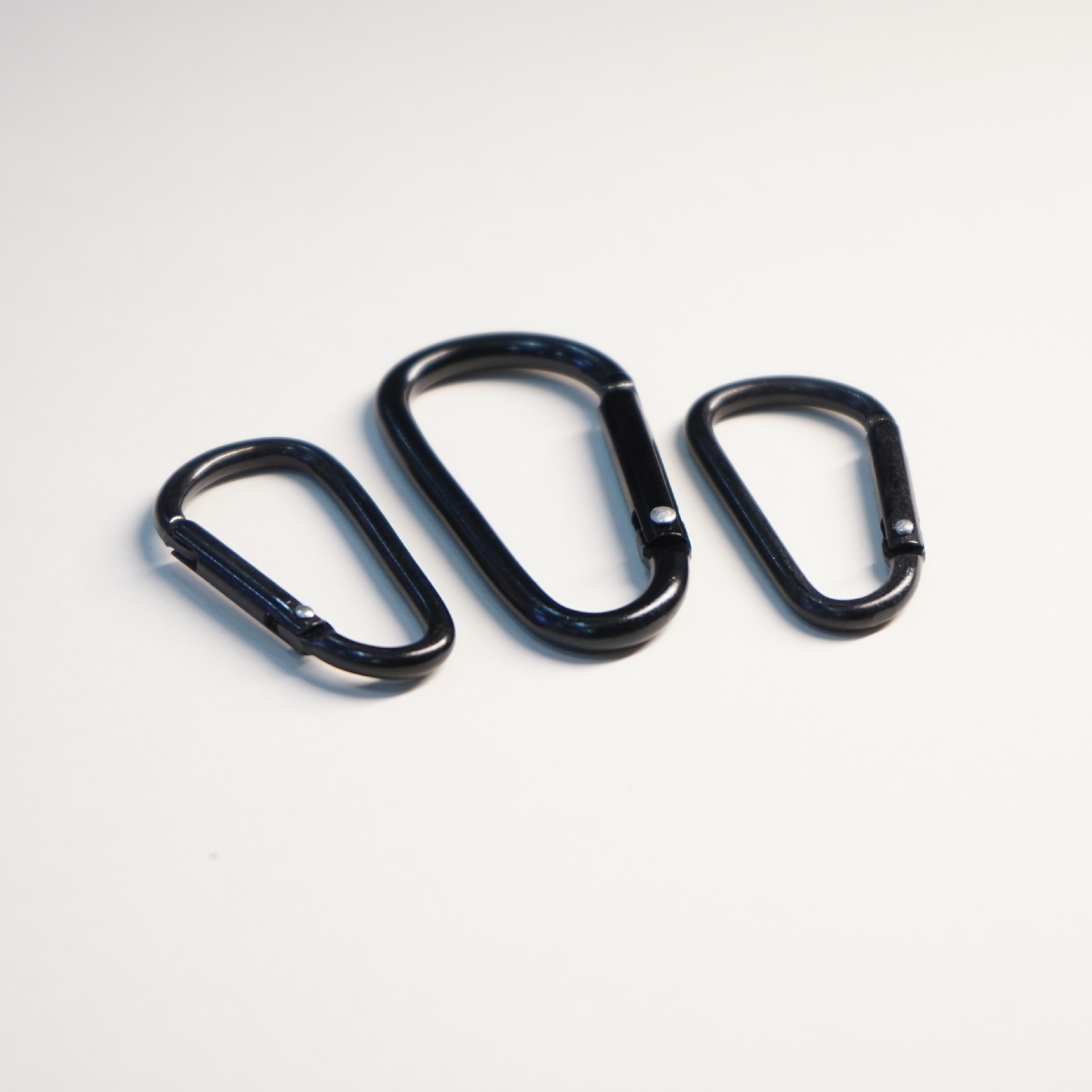 Large Black D-Type Carabiner for Outdoor Adventures - Bulk Available