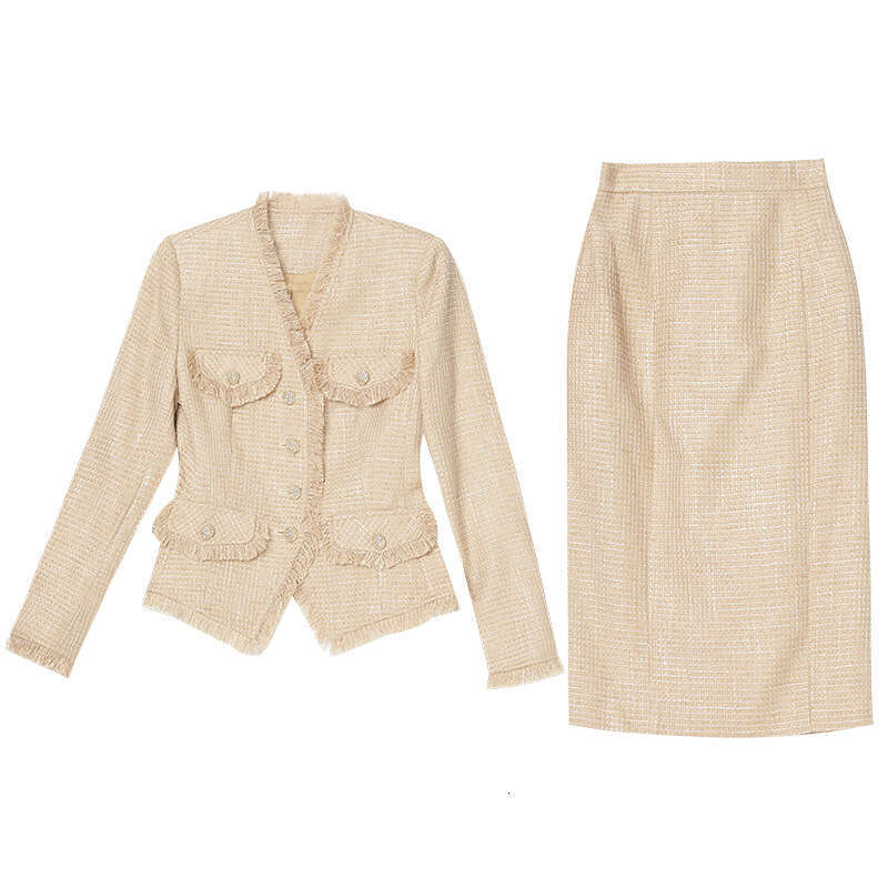 Rose Red Set Womens Fashion 2024 Autumn New Style Western Style Bag Hip Skirt Fashionable Tassel Woolen Coat Temperament Sexy Short Denim Dress