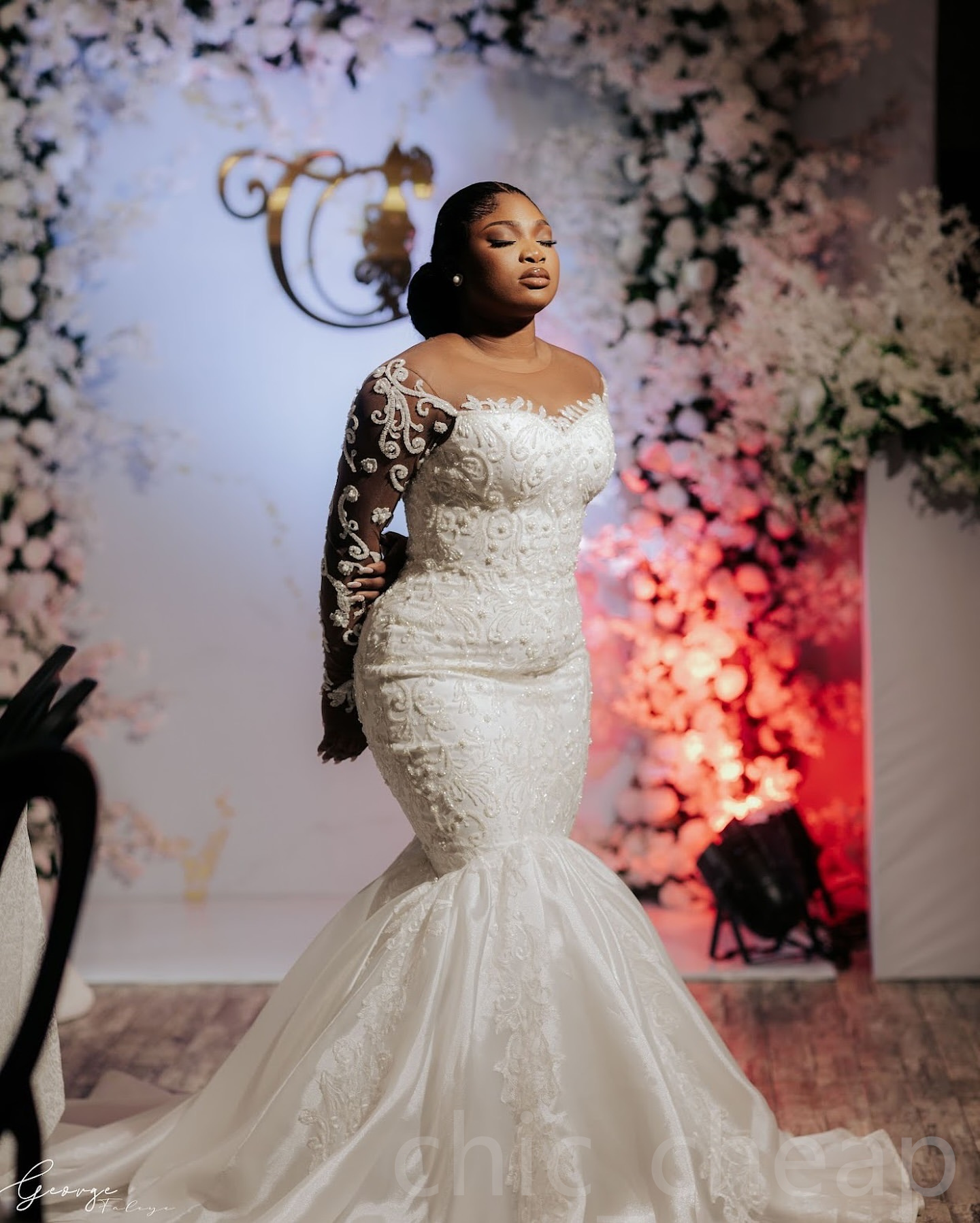 2024 Arabic Aso Ebi Plus Size Ivory Mermaid Wedding Dresses Lace Beaded Full Sleeves Satin Vintage Elegant Bridal Gowns Dress ZJ307