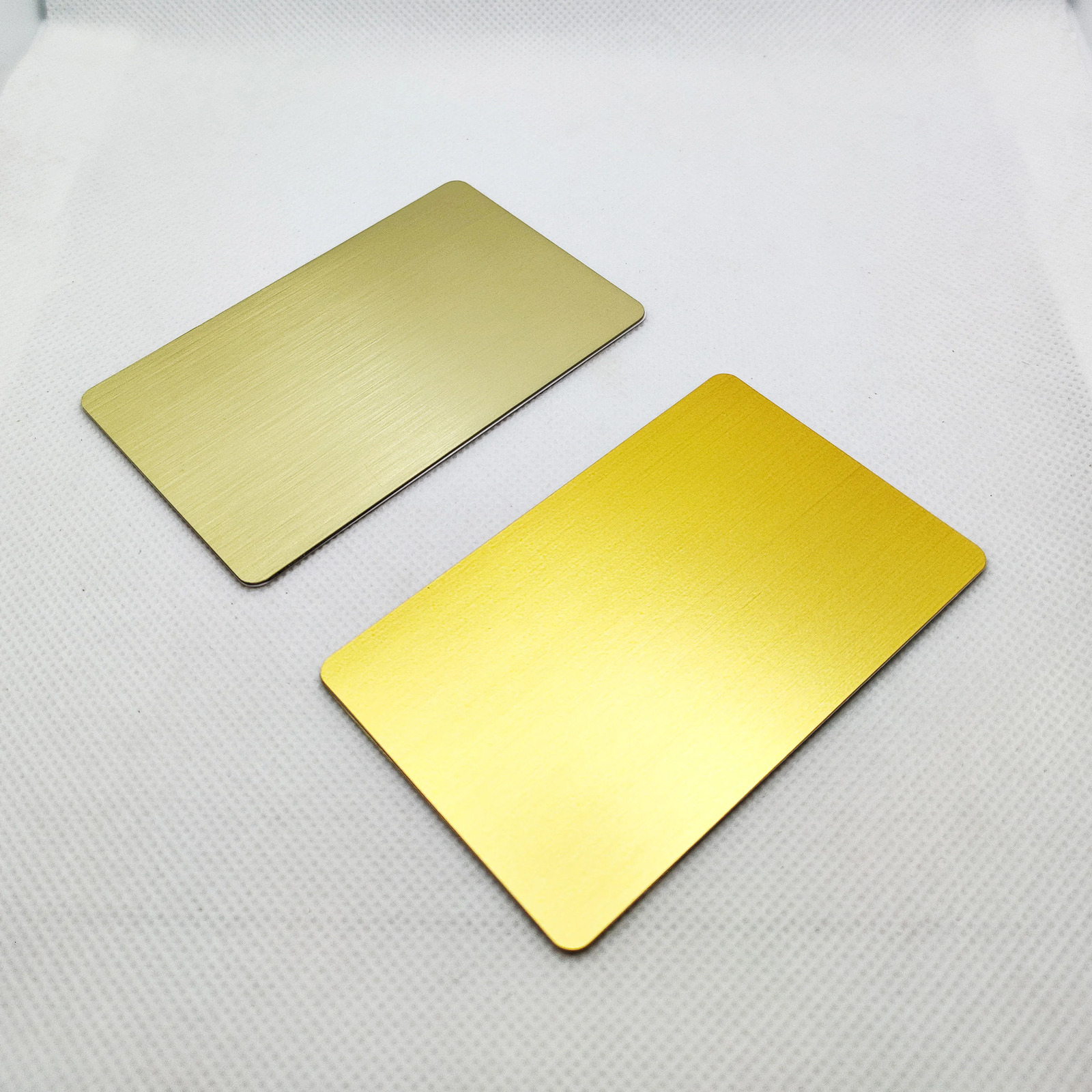 15 pieces of 13.56MHz 215 chip blank metal and PVC mixed NFC social recognition/access control/business card 240925