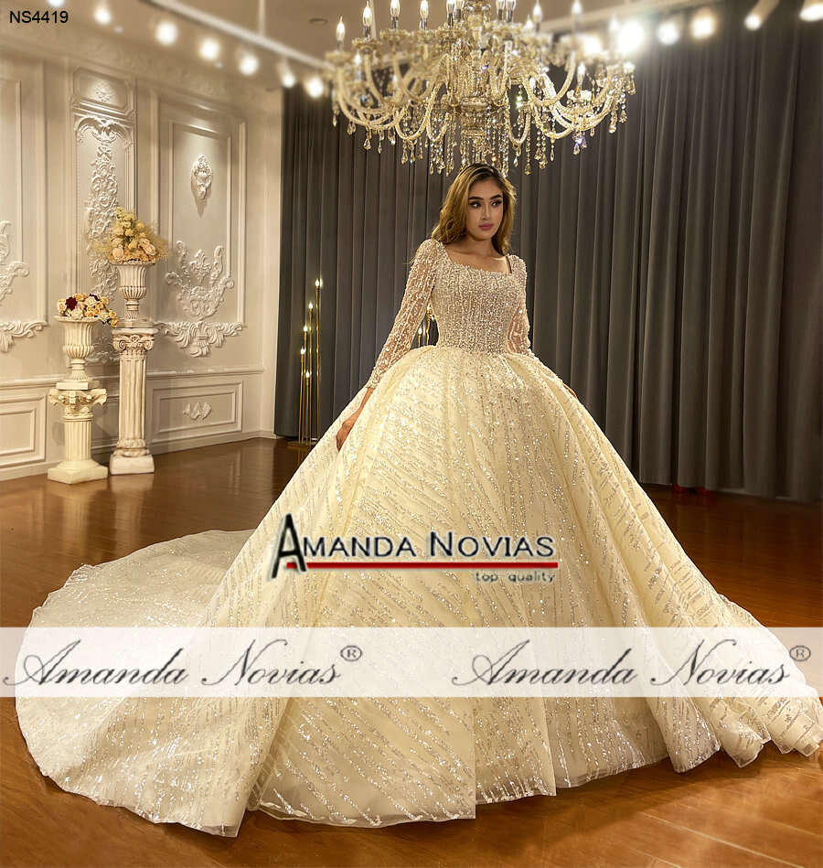 Long Square Neckine Sleeves Fluffy Wedding Dress