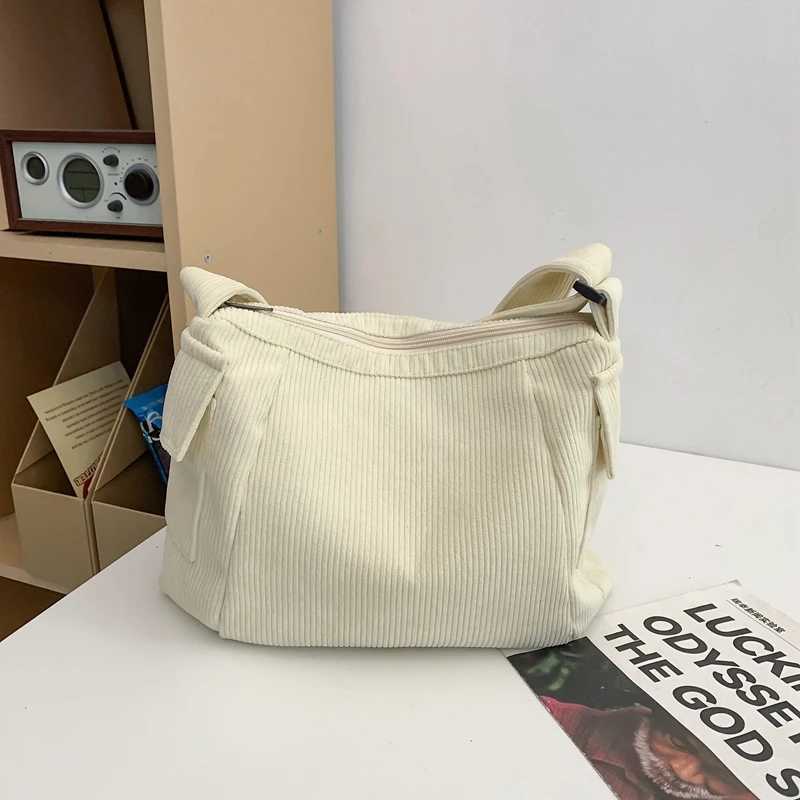 Corduroy Zipper Womens Cross Body Bag Casual Edition Womens Shoulder Bag Simple Free Delivery Bolso Mujer M241014