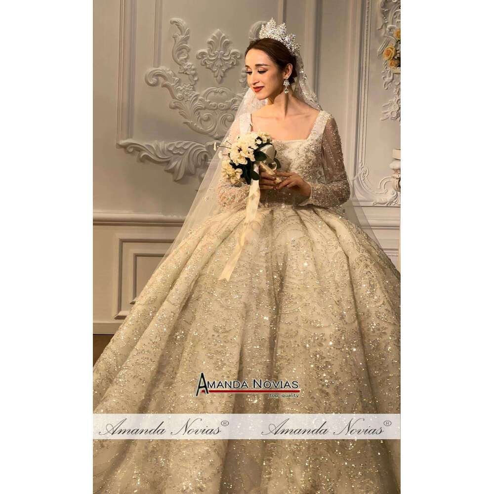 Square Necke Sleeves Wedding Dress Lace