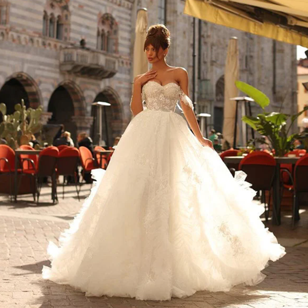 Off Shoulder A-Line Wedding Dresses Appliques Romantic Bridal Gowns 2024 Beach Women Brides Princess Plus Size Vestido de Noiva