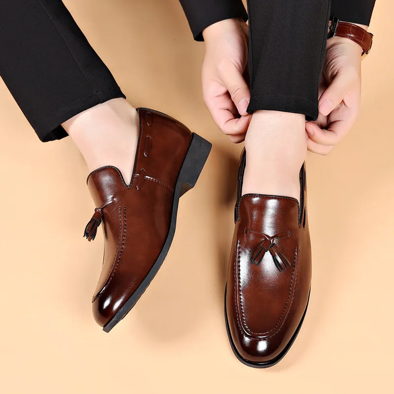 2025 new Dress Pu Leather Fashion Shoe for Mens Large Size Business Formal Casual Slip on Wedding Men Shoes atos 241014