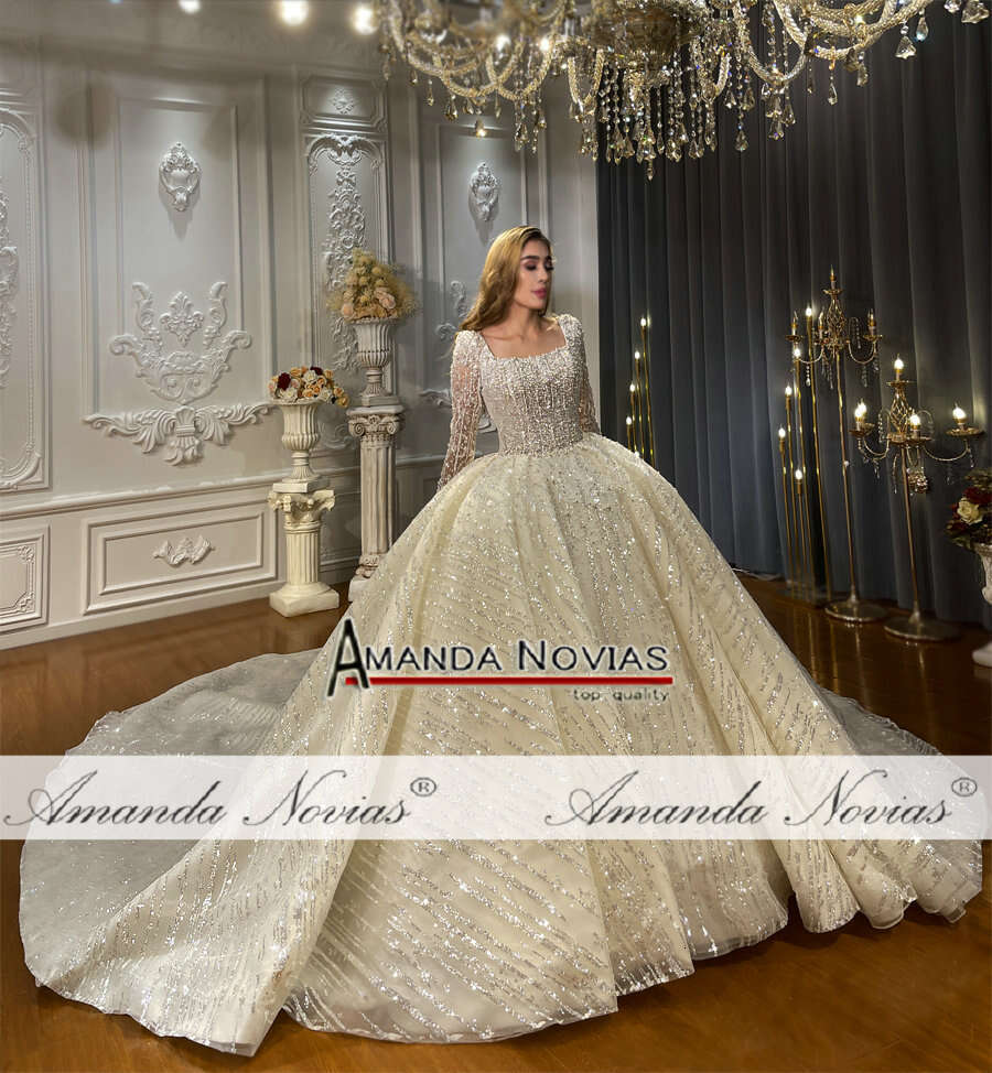 Long Square Neckine Sleeves Fluffy Wedding Dress