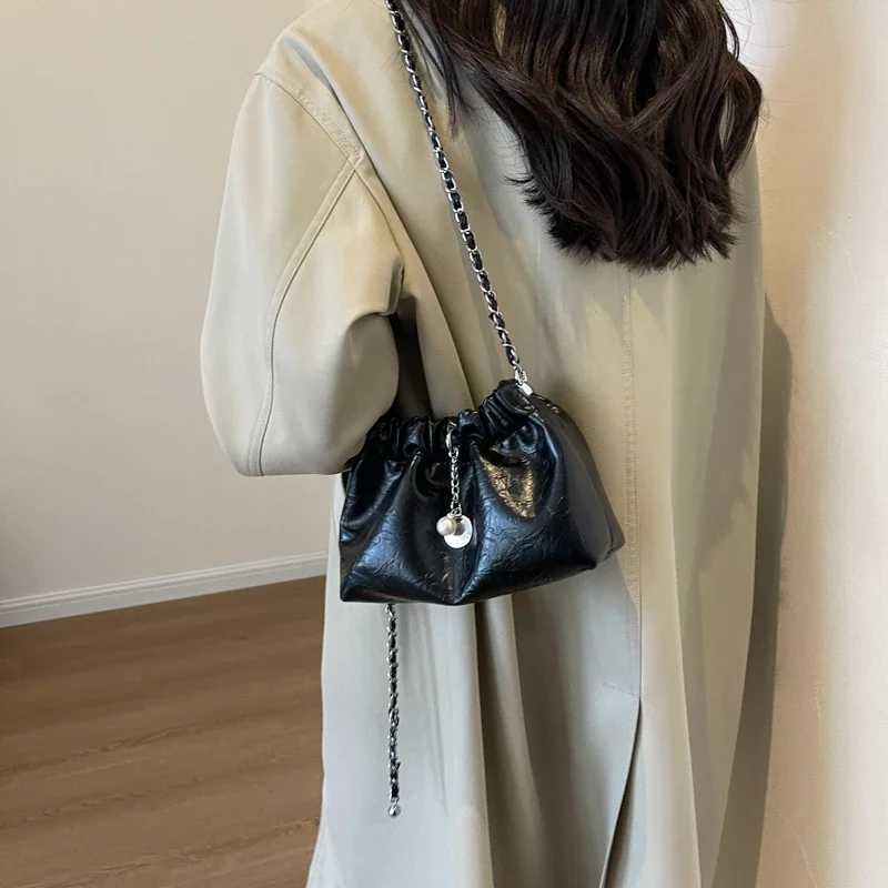 LEFTSIDE Womens Small Silver Cross Bag Korean Fashion Designer Womens Bucket Bag Womens Chain Drawstring Handbag M241014