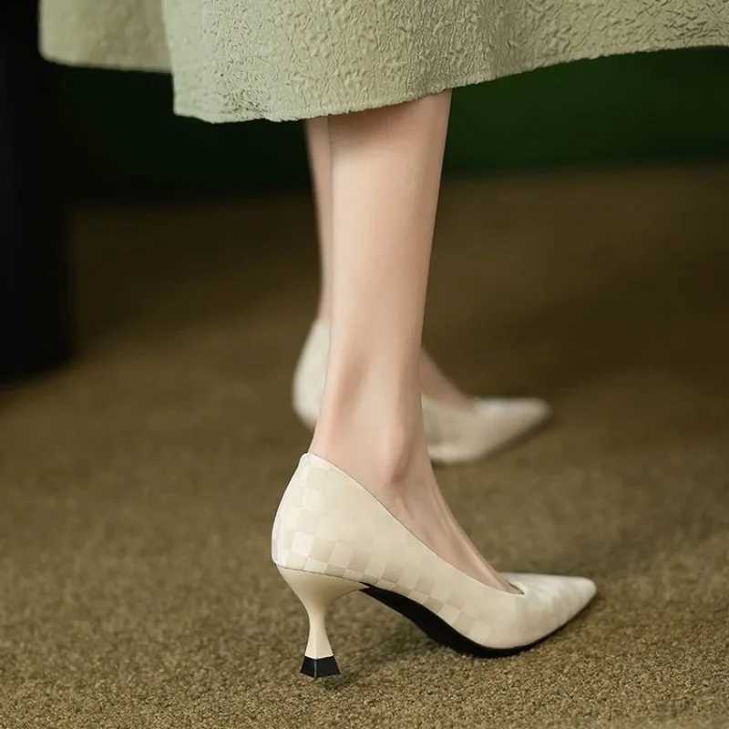 2024 Luxury Pumps Shoes for Women Heeled Woman Medium Heel Stiletto Heels High Sandal Party Office Elegant Brown Small Heel SexyLX241014