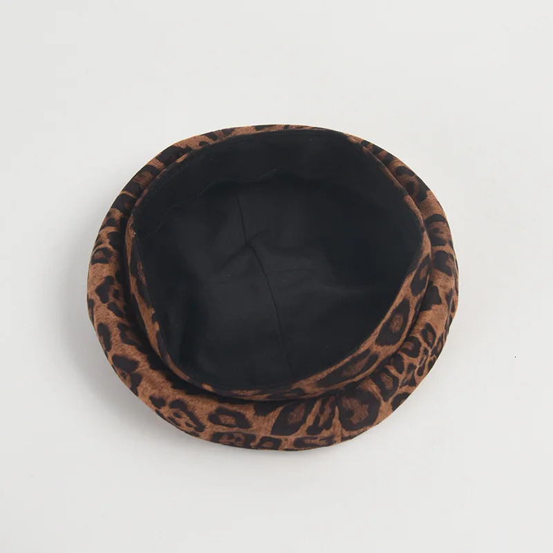 USPOP Autumn Winter Leopard Print Beret Hat for Women Fashion Retro Suede Hat 241009