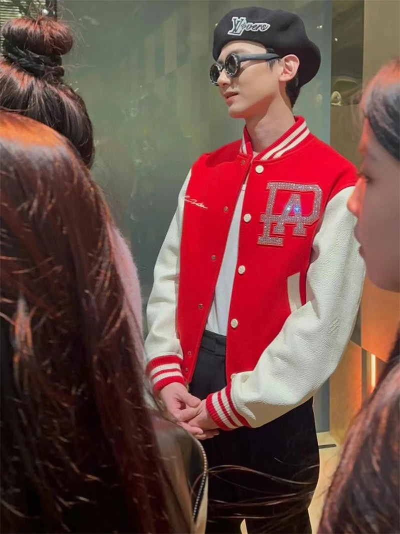 Broken Pearl Rhinestone Patchwork Leather Sleeve Baseball Jacket High Street Casual Loose Hiphop Rock Fashion 241011