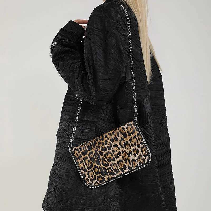 Fashion Chain Womens Cross Body Bag Designer Beaded Handbag Leopard PU Leather Womens Shoulder Bag Brand Small Flip Wallet M241014
