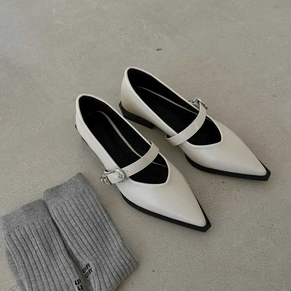 Women Spring Leather Pumps Fashion Pointed Toe Mary Janes Shoes Solid Color Womens Lace Up Low Heels Shoes Zapatos MujerLX241014