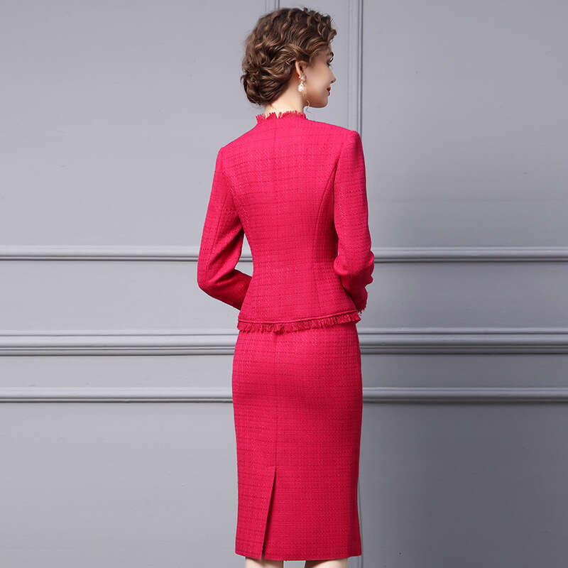 Rose Red Set Womens Fashion 2024 Autumn New Style Western Style Bag Hip Skirt Fashionable Tassel Woolen Coat Temperament Sexy Short Denim Dress